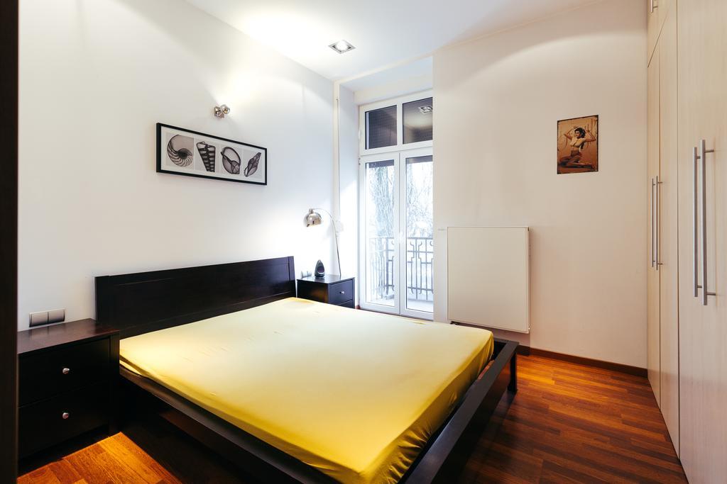 Apartment In The Strict City Centre วูดช์ ภายนอก รูปภาพ