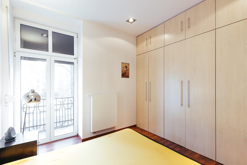Apartment In The Strict City Centre วูดช์ ภายนอก รูปภาพ